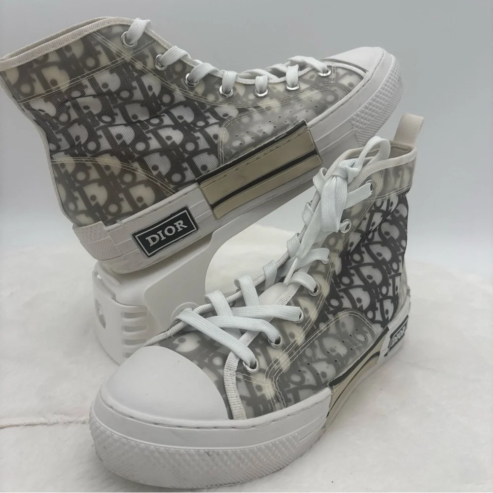 Dior Women's Monogram High-Top Sneakers -‎ White and Gray